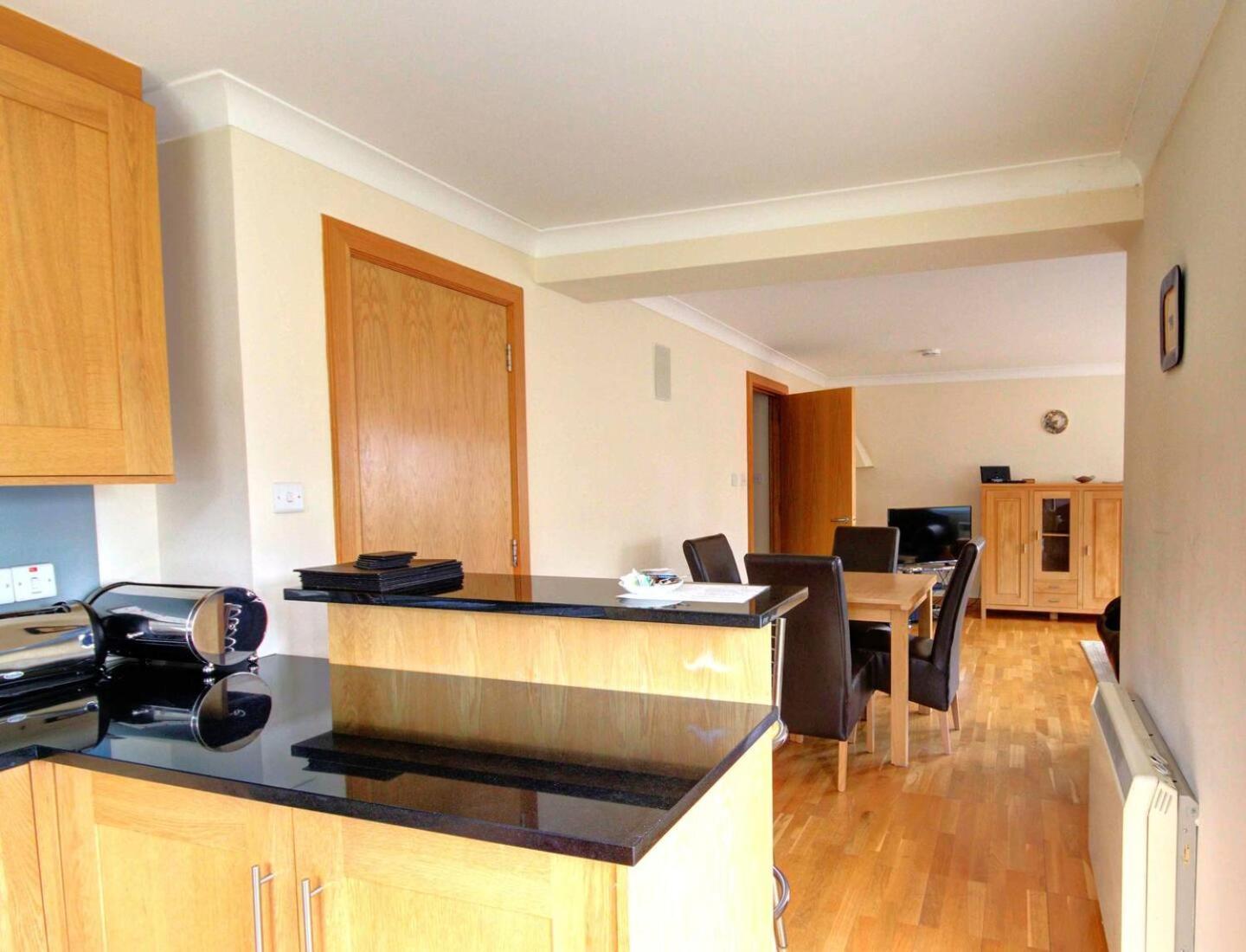 No1 The Links Apartment, Brora Bagian luar foto